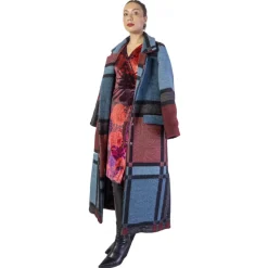 813 - Annalisa Giuntini - Nesea M Coats Var. 200 - Coats - High Quality Luxury - Avvenice
