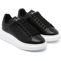 Alexander McQueen - Oversized Sneakers - Black White - Alexander McQueen Exclusive Luxury Collection - Avvenice