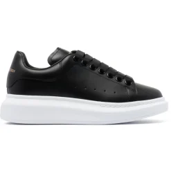Alexander McQueen - Oversized Sneakers - Black White - Alexander McQueen Exclusive Luxury Collection - Avvenice