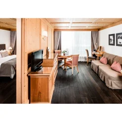 Alpenroyal Grand Hotel - V.I.P. 2 Bedroom Suite - 3 Days 2 Nights - Exclusive Luxury - Val Gardena - Trentino Italy - Avvenice