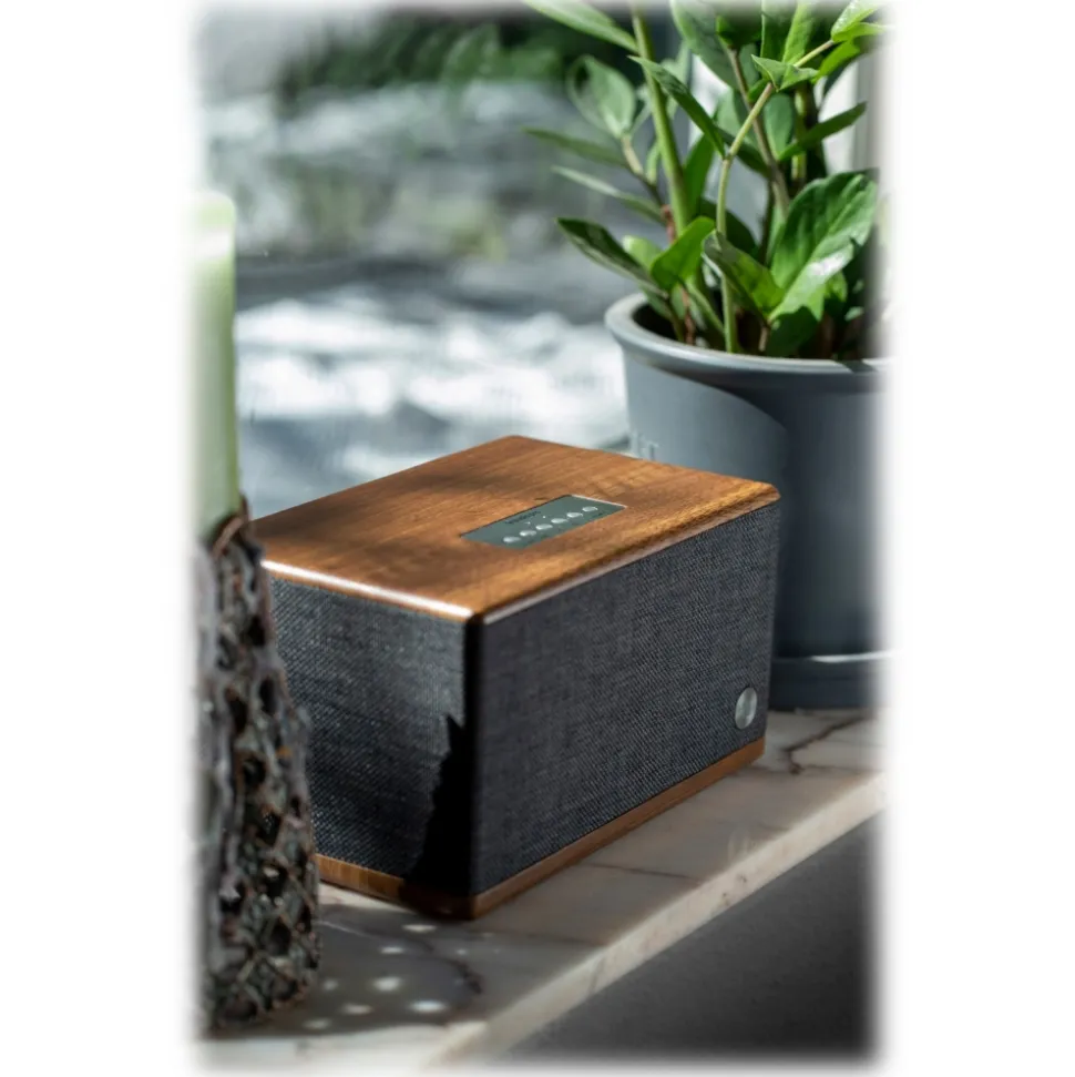 Audio Pro - BT5 - Black - High Quality Speaker - Bluetooth 4.0 - Wireless - USB - Avvenice