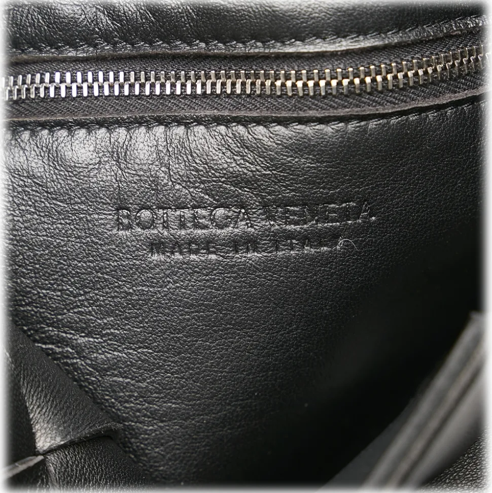 Bottega Veneta Vintage - Intrecciato Cassette Leather Crossbody Bag - Black - Leather Handbag - Luxury High Quality - Avvenice