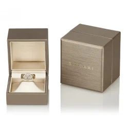 Bulgari Vintage - 18K Diamond Ring - Bvlgari Ring in Yellow Gold with Oval Diamond Heart - Luxury High Quality - Avvenice