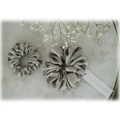 by Dariia Day - Silk Scrunchie - Silver Grey - Fashion - Accessories - Mulberry Silk - Artisan Silk Scrunchie - Luxury - Avvenice