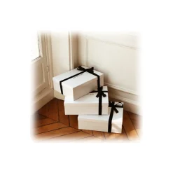 by Dariia Day - Silk Travel Set - Powder White - Mulberry Silk - Artisan Silk Travel Set - Luxury - Avvenice