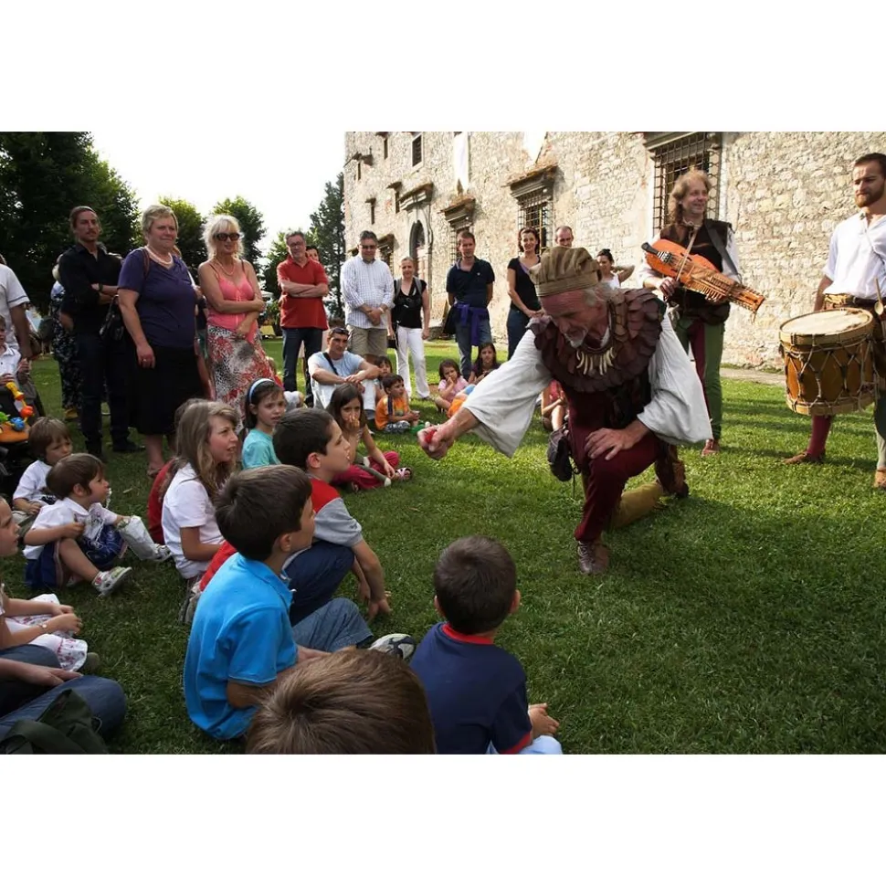 Castello di Meleto - Good Morning - History - Art - Wine - 4 Days 3 Nights - Avvenice