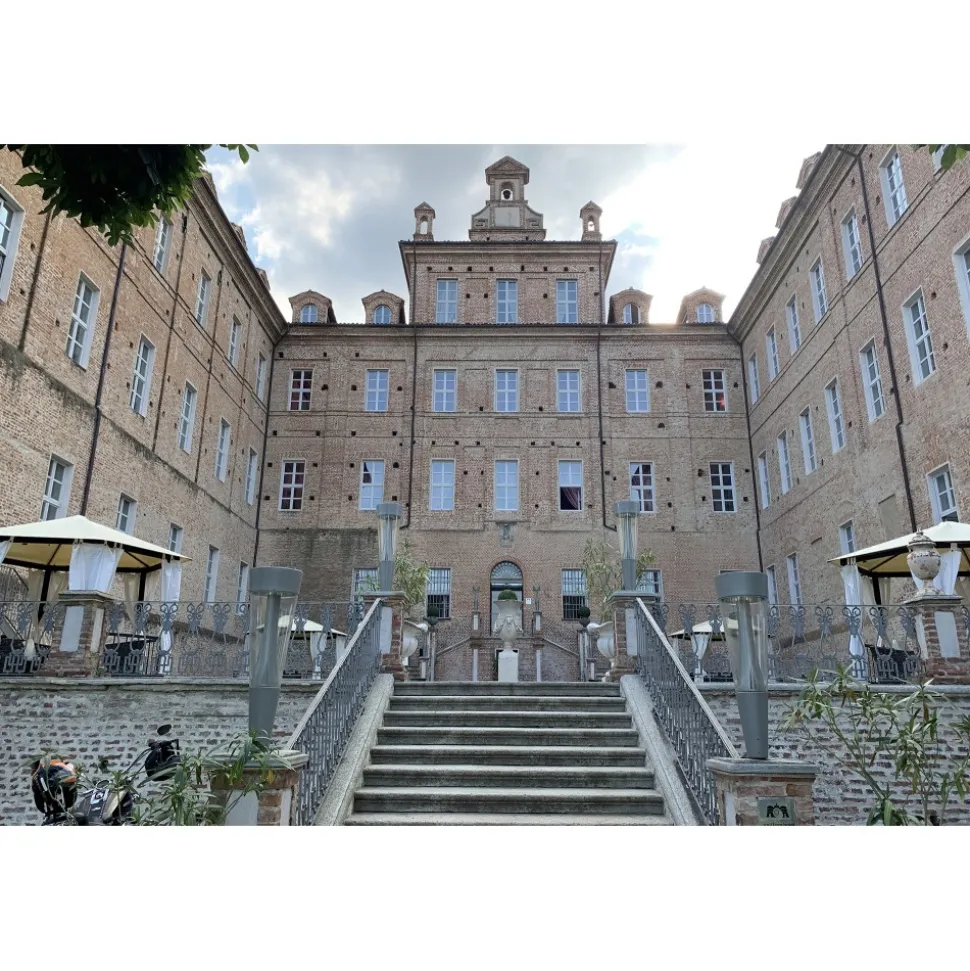 Castello di Montaldo - Montaldo Day & Night - 3 Days 2 Nights - Avvenice