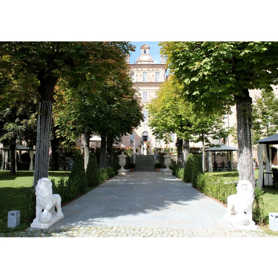 Castello di Montaldo - Montaldo Day & Night - 4 Days 3 Nights - Avvenice