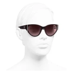 Chanel - Cat Eye Sunglasses - Burgundy - Chanel Eyewear - Avvenice