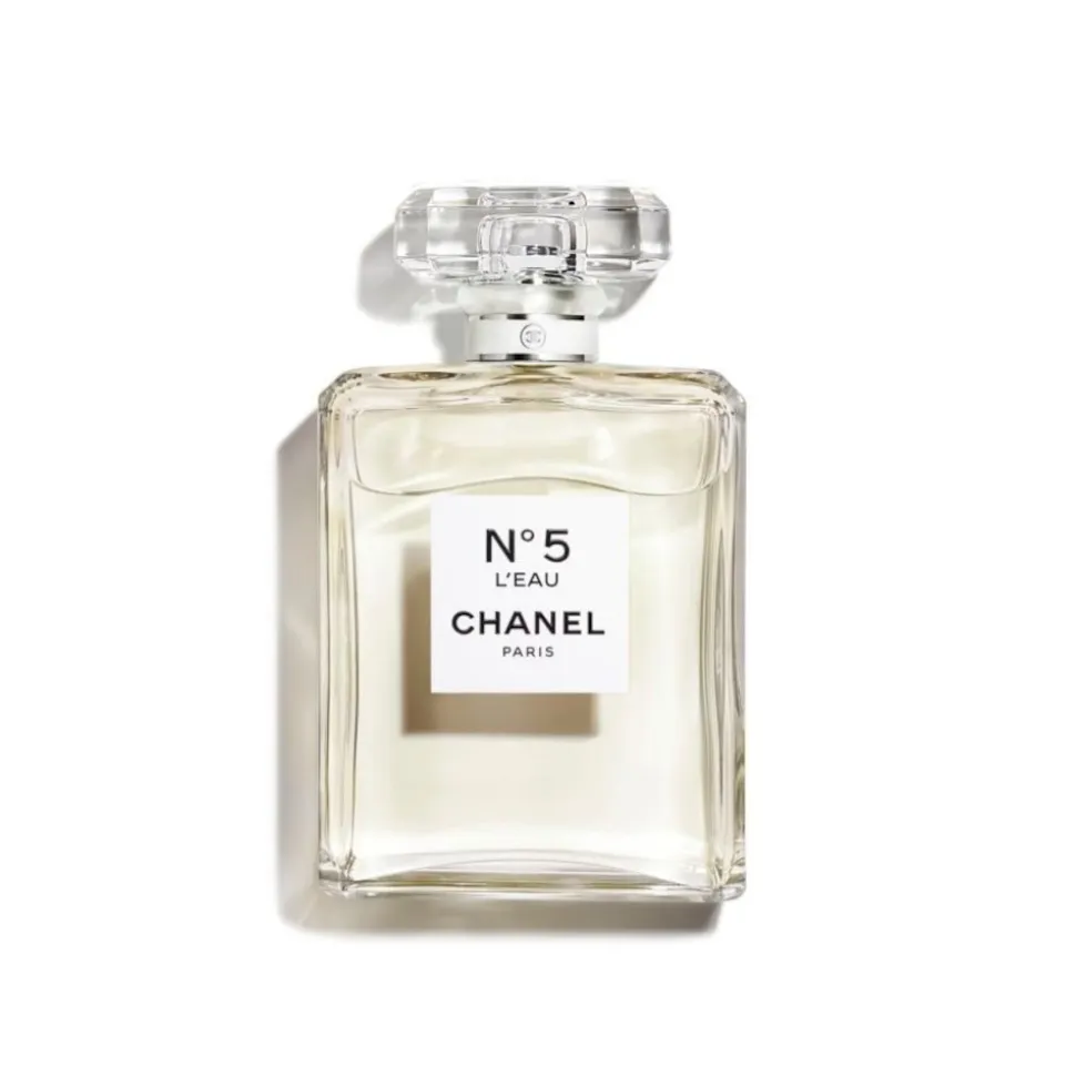 Chanel - N°5 L'EAU - Eau De Toilette Vaporizer - Luxury Fragrances - 50 ml - Avvenice