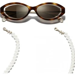 Chanel - Oval Sunglasses - Tortoise Brown - Chanel Eyewear - Avvenice