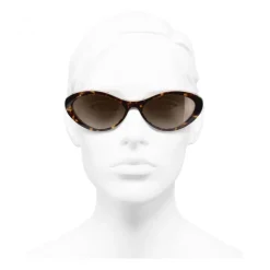 Chanel - Oval Sunglasses - Dark Tortoise Brown - Chanel Eyewear - Avvenice