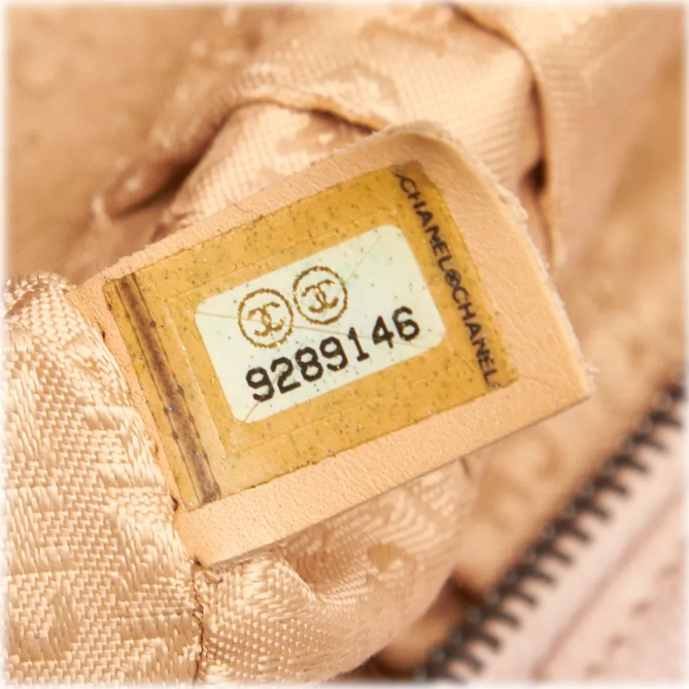 Chanel Vintage - Caviar Leather Shoulder Bag - White Ivory - Caviar Leather Handbag - Luxury High Quality - Avvenice