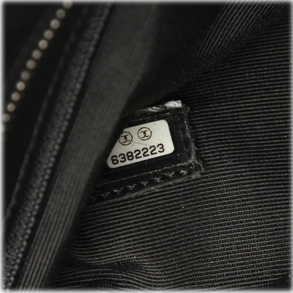 Chanel Vintage - Caviar Medallion Tote Bag - Black - Caviar Leather Handbag - Luxury High Quality - Avvenice