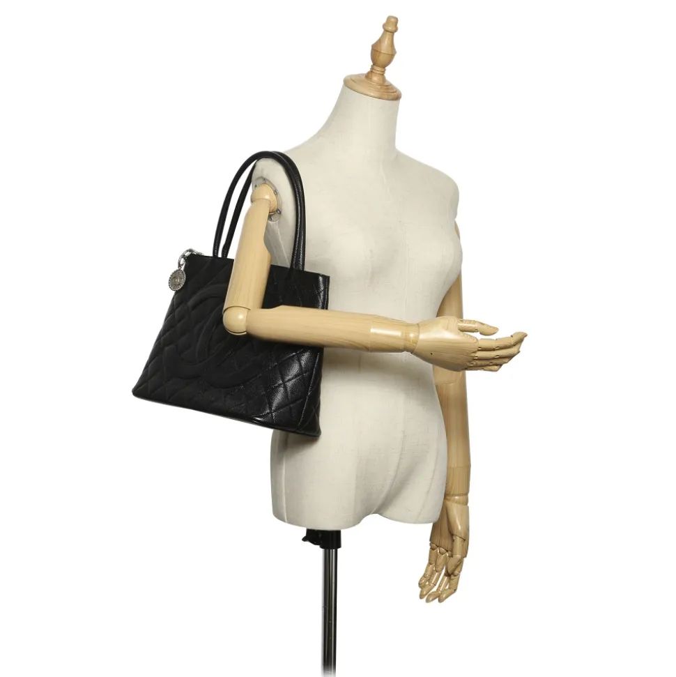Chanel Vintage - Caviar Medallion Tote Bag - Black - Caviar Leather Handbag - Luxury High Quality - Avvenice