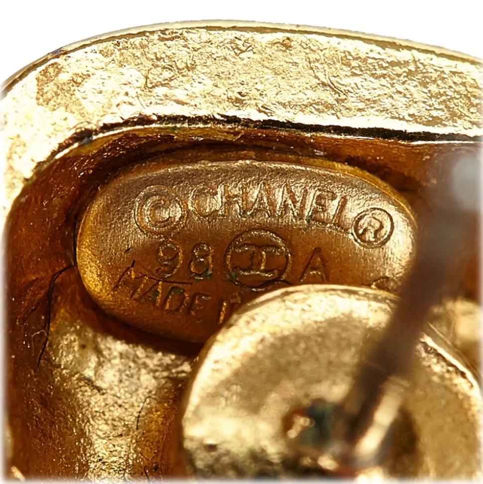 Chanel Vintage - CC Gold Toned Clip On Drop Earrings - Gold - Earrings Chanel - Luxury High Quality - Avvenice