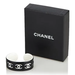 Chanel Vintage - CC Resin Bangle - Black White - Chanel Bracelet - Luxury High Quality - Avvenice