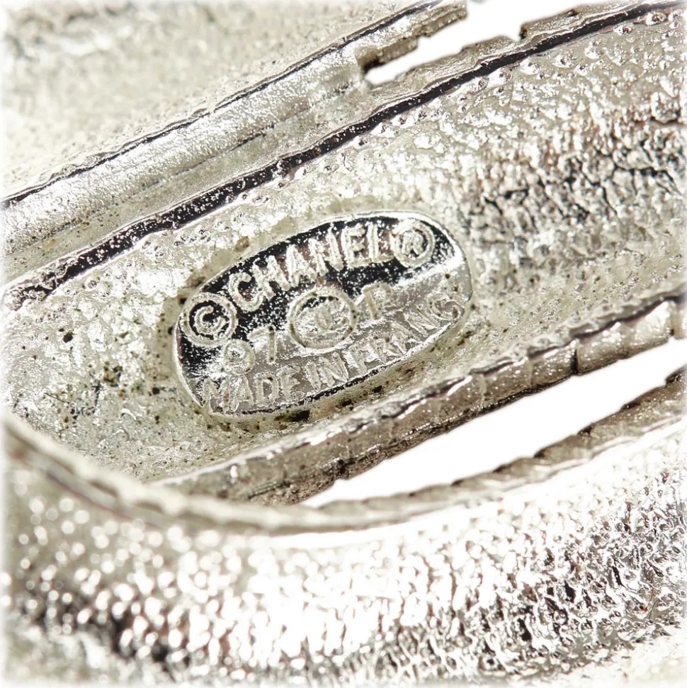 Chanel Vintage - CC Silver-Toned Metal Brooch - Silver - Brooch Chanel - Luxury High Quality - Avvenice