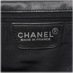 Chanel Vintage - Leather Patchwork Tote Bag - Black - Leather Handbag - Luxury High Quality - Avvenice