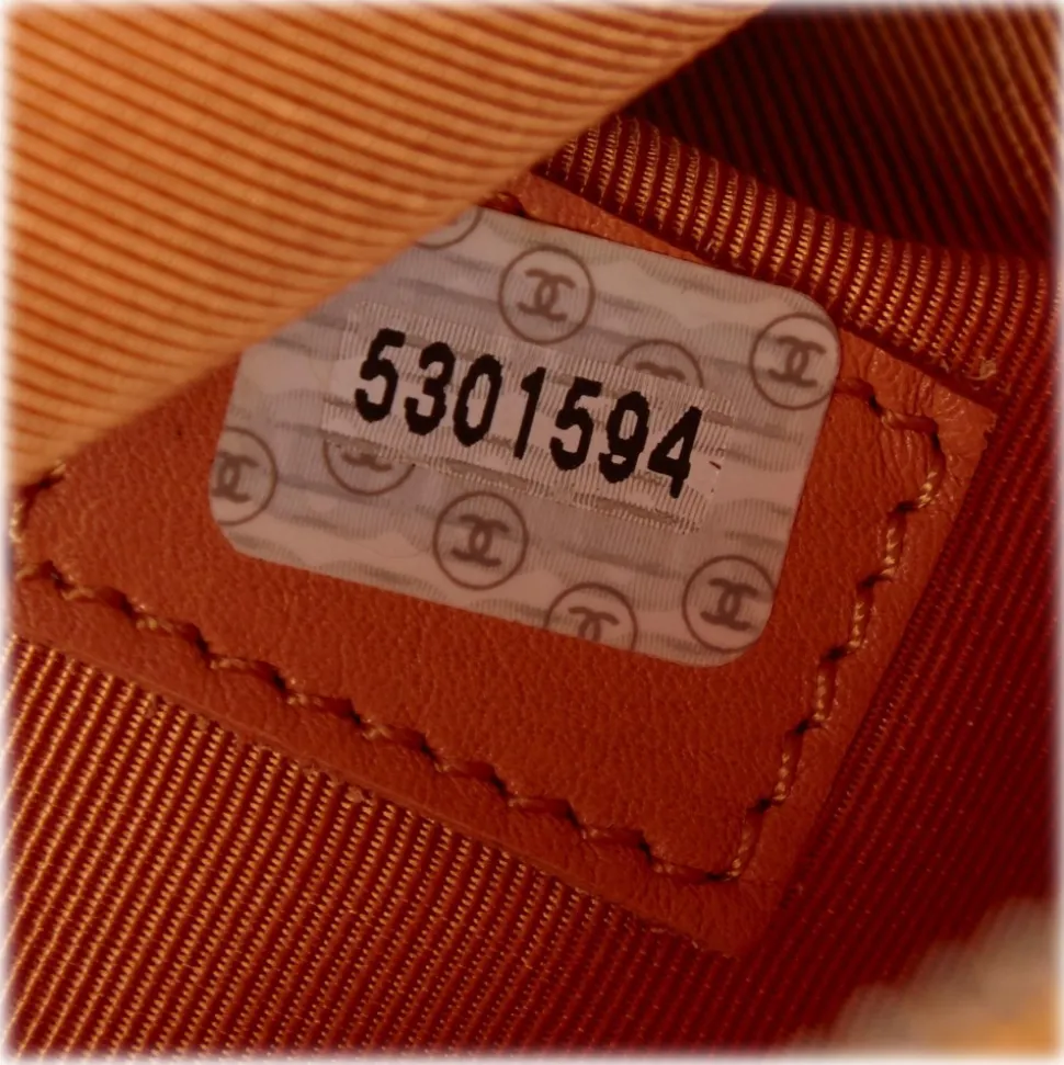 Chanel Vintage - Leather Shoulder Bag - Orange - Leather Handbag - Luxury High Quality - Avvenice