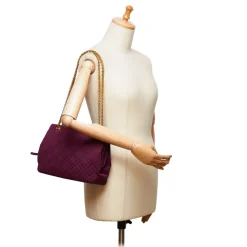 Chanel Vintage - Matelasse Wool Shoulder Bag - Red - Leather and Wool Handbag - Luxury High Quality - Avvenice