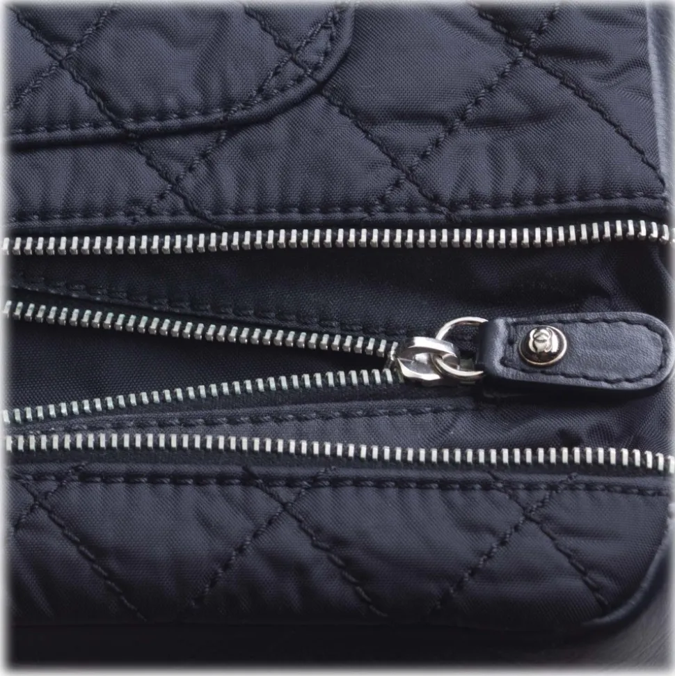 Chanel Vintage - Matelasse Chain Nylon Flap Shoulder Bag - Black - Leather and Canvas Handbag - Luxury High Quality - Avvenice