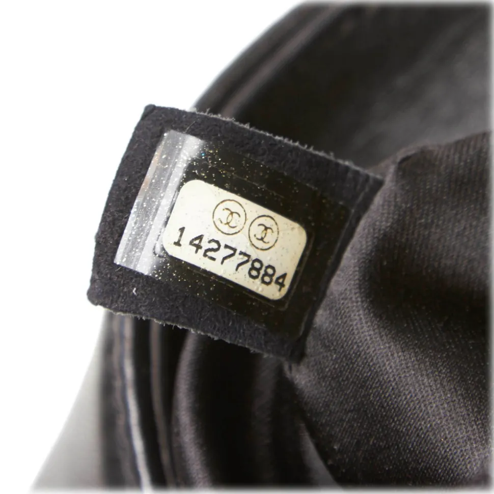 Chanel Vintage - Medium Patchwork Flap Bag - Black - Leather and Lambskin Handbag - Luxury High Quality - Avvenice