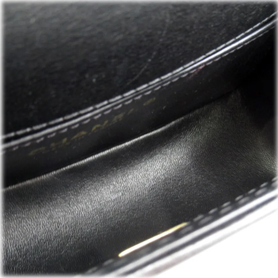 Chanel Vintage - Small Lambskin Boy Top Handle - Black - Leather and Lambskin Handbag - Luxury High Quality - Avvenice