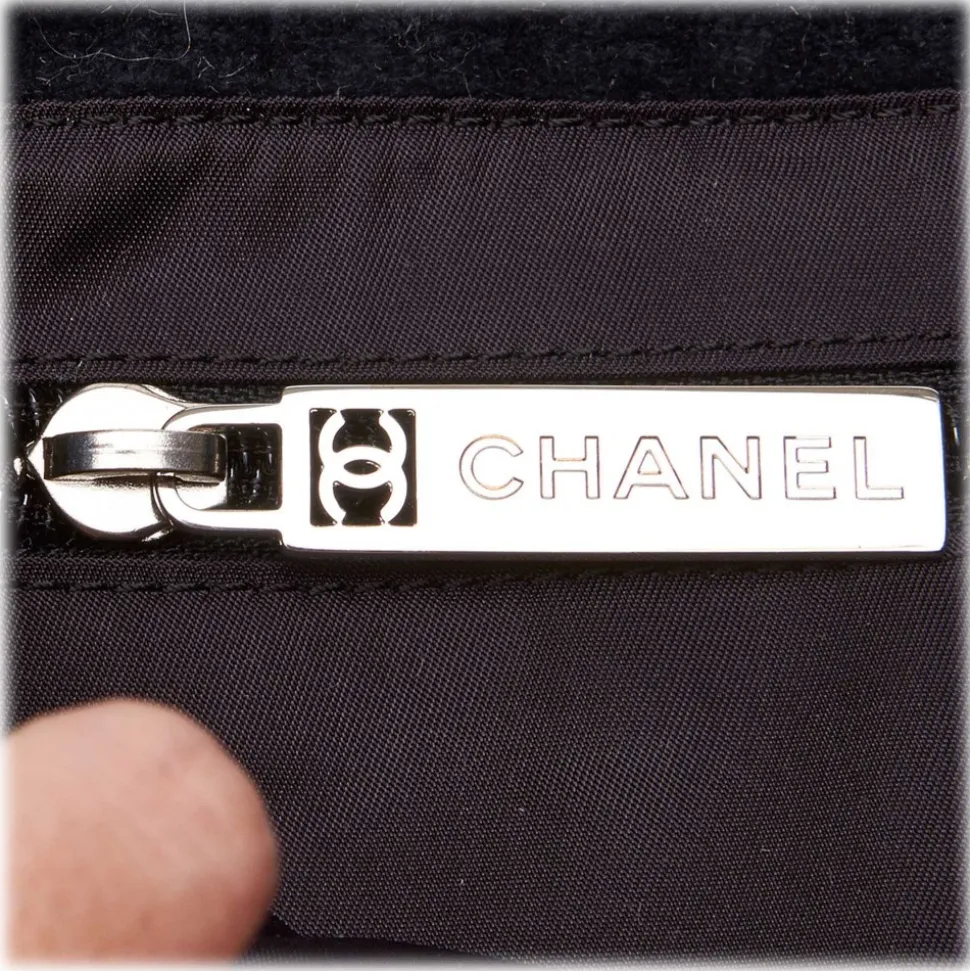 Chanel Vintage - Sport Line Chain Shoulder Bag - Black - Canvas and Vinyl Handbag - Luxury High Quality - Avvenice