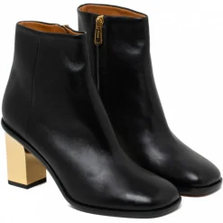 Chloé - Black Rebecca Ankle Boots - Chloé Exclusive Luxury Collection - Avvenice