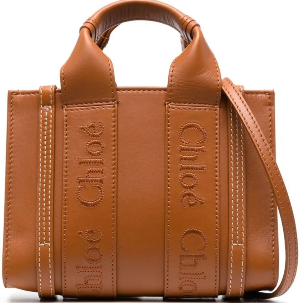 Chloé - Woody Bag in Leather - Chloé Exclusive Luxury Collection - Avvenice