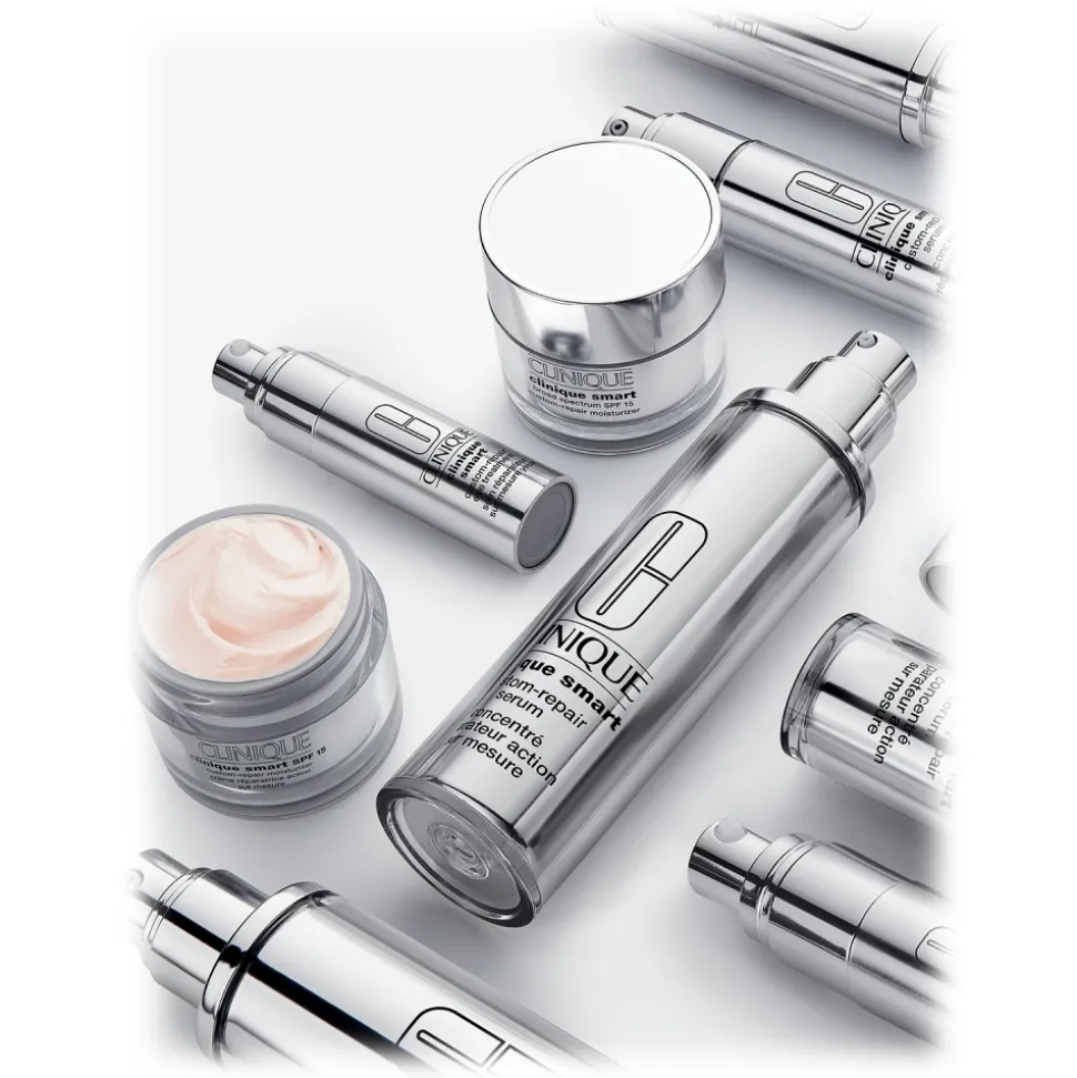 Clinique - Clinique Smart™ Custom-Repair Serum - Serum - 30 ml - Luxury - Avvenice