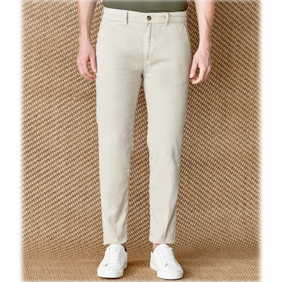 Cruna - Marais Trousers in Linen - 540 - ECRU - Handmade in Italy - Luxury High Quality Pants - Avvenice