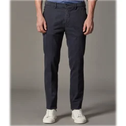 Cruna - Marais Trousers in Cotton Drill - 600 - Night Blue - Handmade in Italy - Luxury High Quality Pants - Avvenice