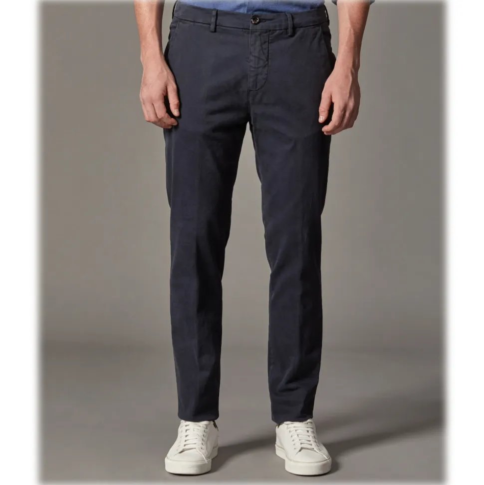 Cruna - Marais Trousers in Cotton Drill - 600 - Night Blue - Handmade in Italy - Luxury High Quality Pants - Avvenice