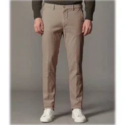 Cruna - Marais Trousers in Cotton Drill - 600 - Dove Beige - Handmade in Italy - Luxury High Quality Pants - Avvenice