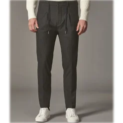 Cruna - Mitte Trousers in Corduroy - 615 - Black - Handmade in Italy - Luxury High Quality Pants - Avvenice