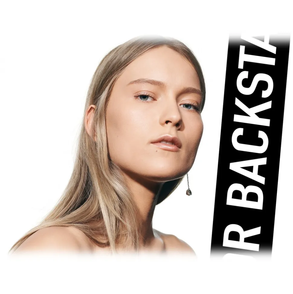 Dior - Dior Backstage Face & Body Foundation - Face & Body foundation - Luxury - Avvenice