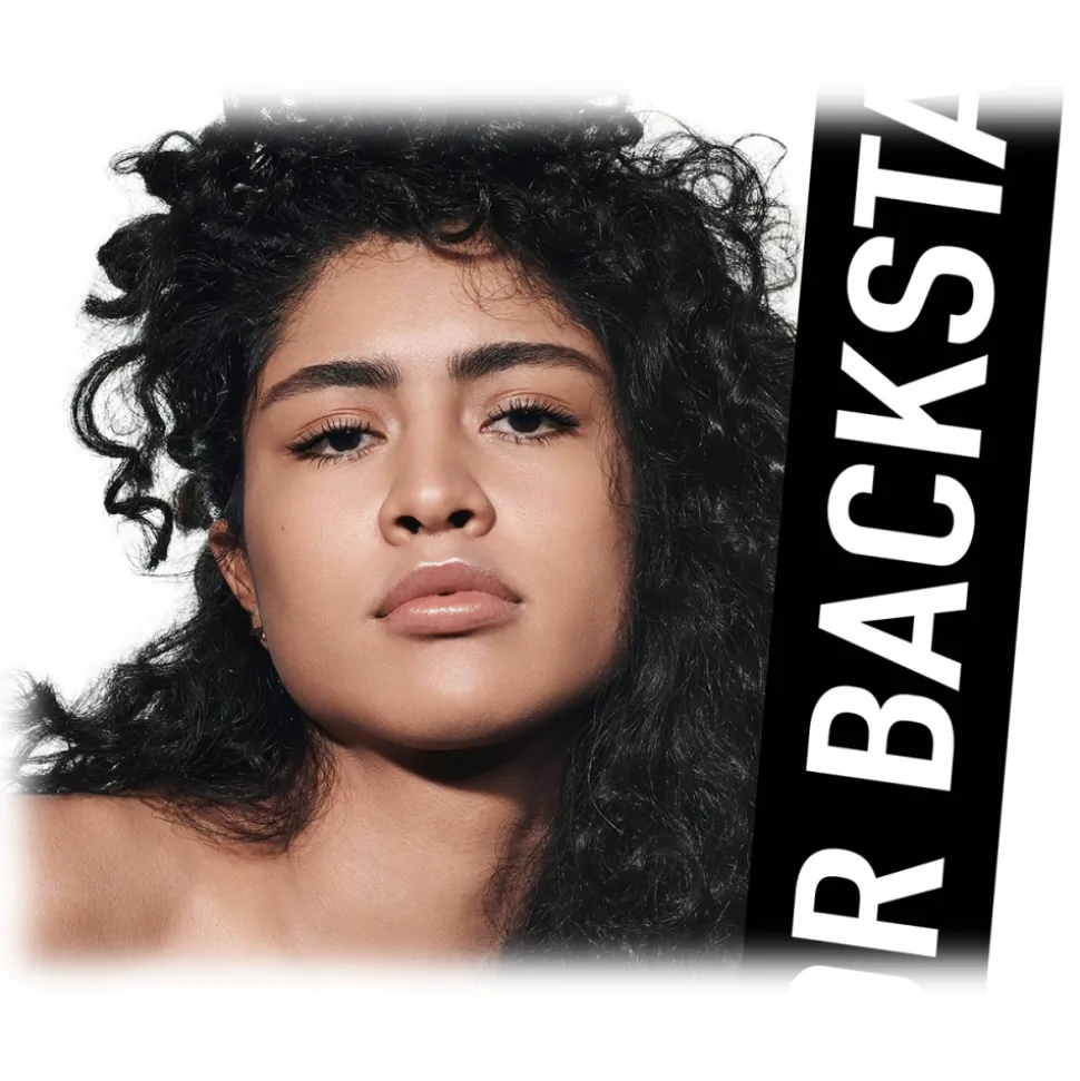 Dior - Dior Backstage Face & Body Foundation - Face & Body foundation - Luxury - Avvenice