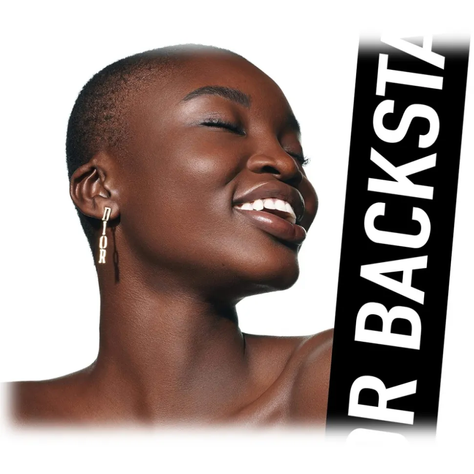 Dior - Dior Backstage Face & Body Foundation - Face & Body foundation - Luxury - Avvenice