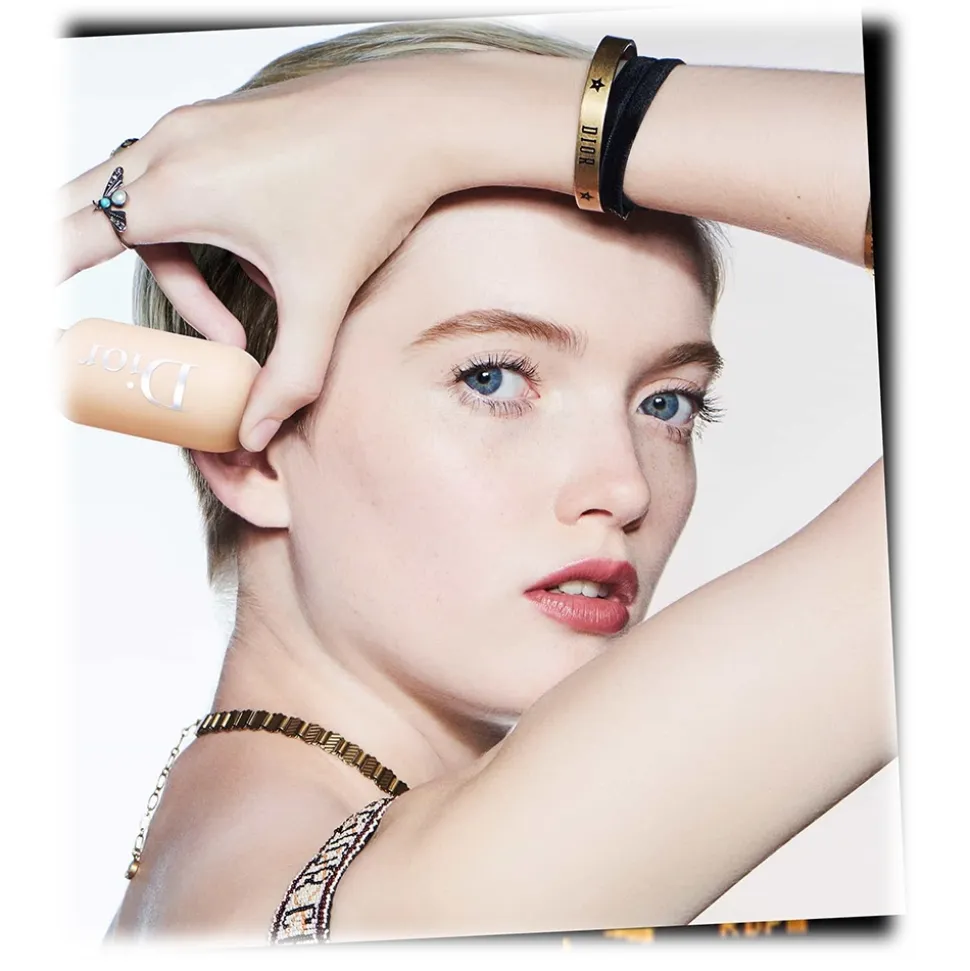 Dior - Dior Backstage Face & Body Foundation - Face & Body foundation - Luxury - Avvenice