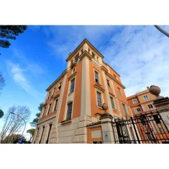 Domus Monamì Luxury Suites - Discovering Rome - 4 Days 3 Nights - Suite Augusto - Rome Exclusive Luxury - Avvenice