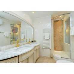 Domus Monamì Luxury Suites - Discovering Rome - 4 Days 3 Nights - Suite Costantino / Nerone - Rome Exclusive Luxury - Avvenice