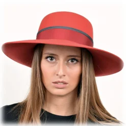 Doria 1905 - Jeanne - Hat Laque Scarab - Accessories - Handmade Artisan Italian Cap - Avvenice