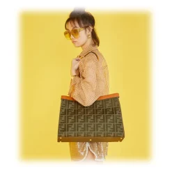 Fendi - Fendi Dawn - Oversize Square Sunglasses - Light Brown - Sunglasses - Fendi Eyewear - Avvenice