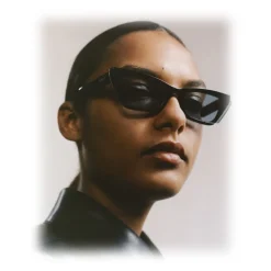 Fenty - Inside Story Sunglasses - Jet Black - Sunglasses - Rihanna Official - Fenty Eyewear - Avvenice