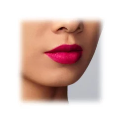 Giorgio Armani - Lip Magnet Liquid Lipstick - Long Lasting Matte Liquid Lipstick  in a Sophisticated Range of Reds - Avvenice