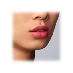 Giorgio Armani - Lip Magnet Freeze - Giorgio Armani's Revolutionary Lip Magnet Liquid Lipstick  - Luxury - Avvenice