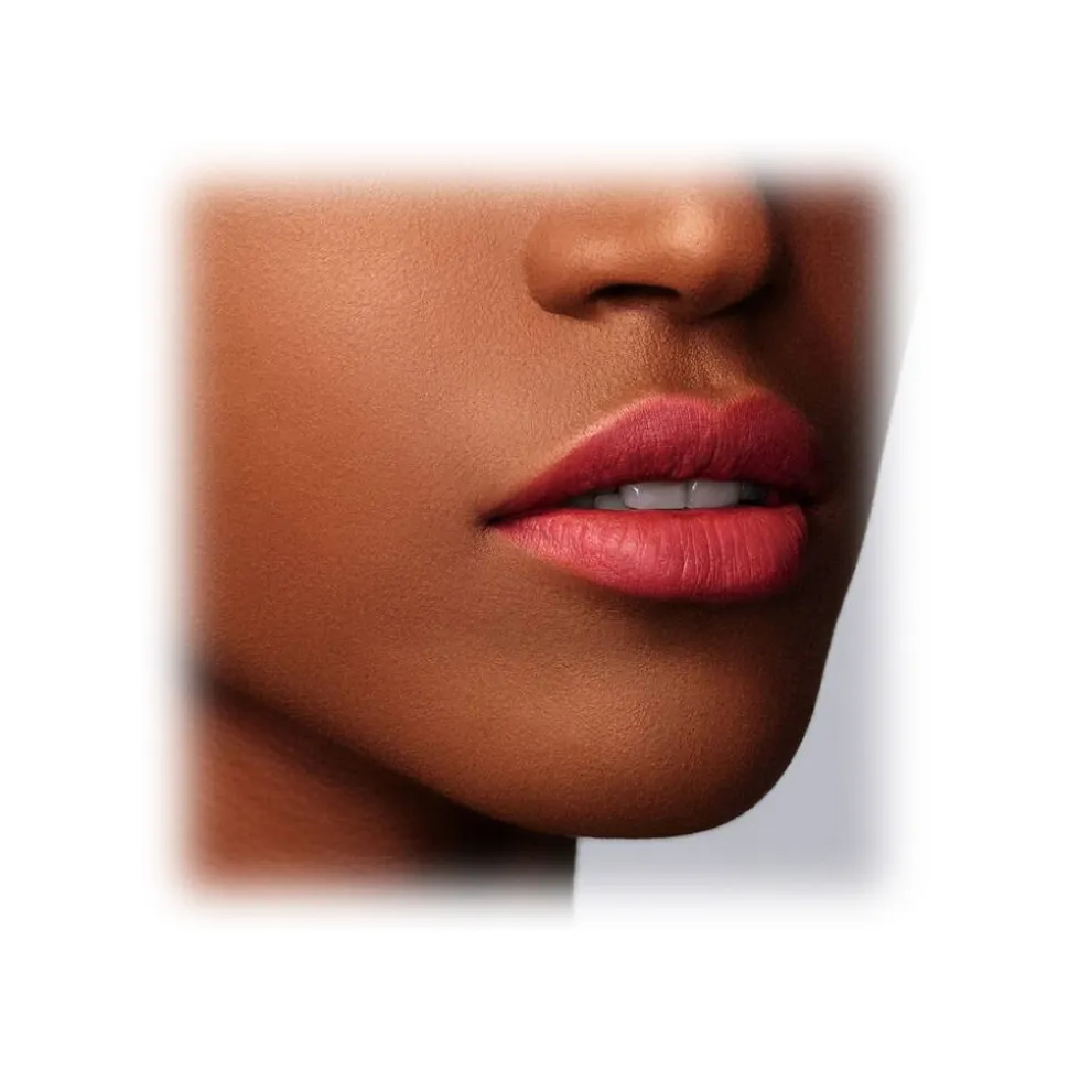 Giorgio Armani - Lip Magnet Liquid Lipstick - Long Lasting Liquid Lipstick with Extremely Light Finish Mat - Luxury - Avvenice