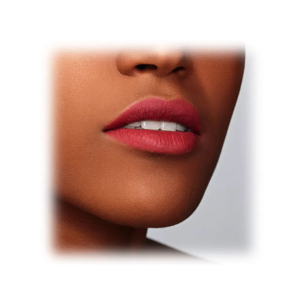 Giorgio Armani - Lip Magnet Liquid Lipstick - Long Lasting Liquid Lipstick with Extremely Light Finish Mat - Luxury - Avvenice